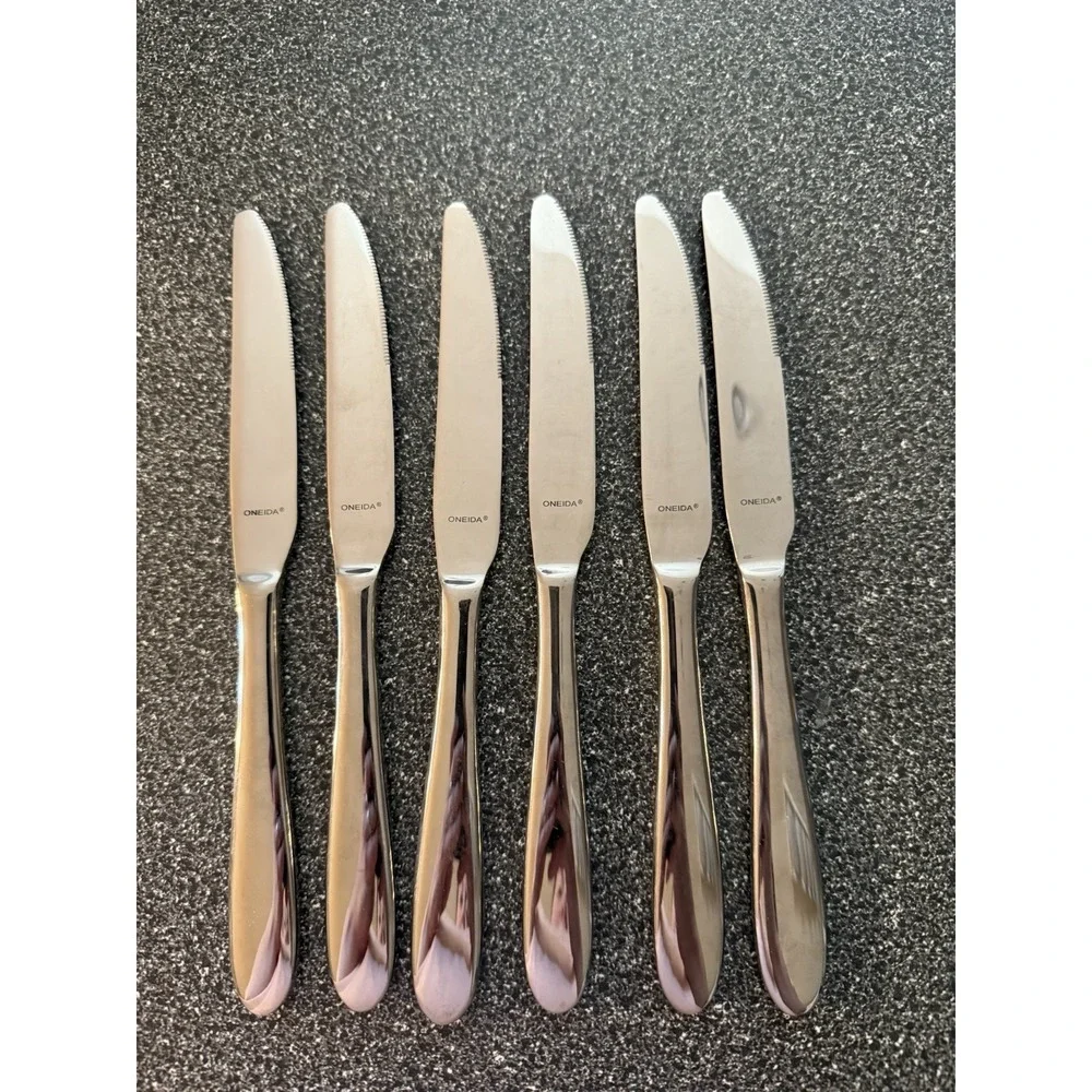 Oneida‎ LUANN Stainless Steel Dinner knives 9